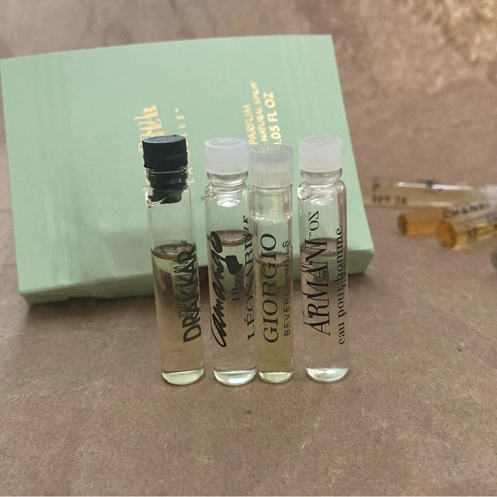 14 pieces sample vials